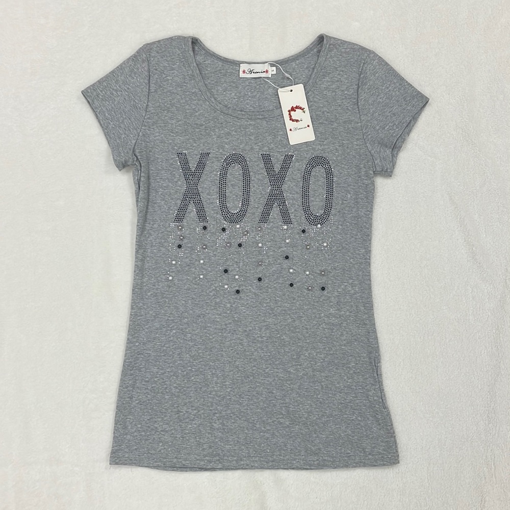 Aronia Gray Women’s T-Shirt Size L